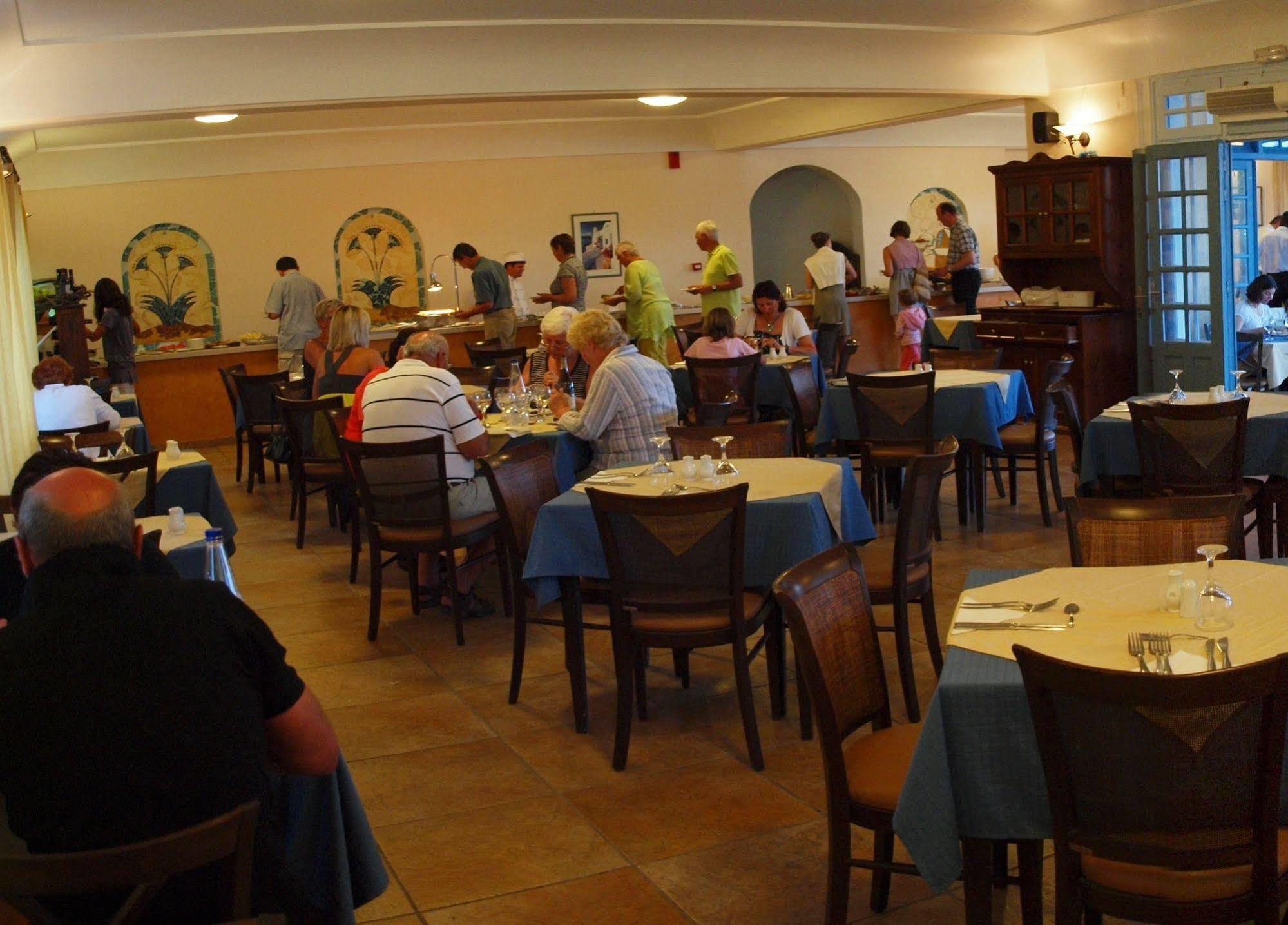 פריסה Santo Miramare Beach Resort מראה חיצוני תמונה